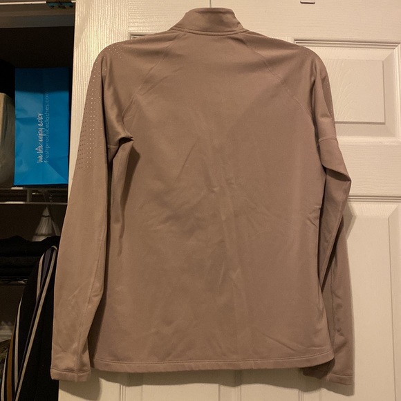 Nike Workout - Picture 3 of 3